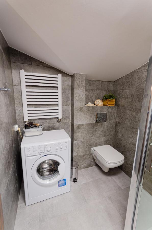 Bronowicka Premium Apartment - 52M2 With Private Parking Krakow Exterior photo